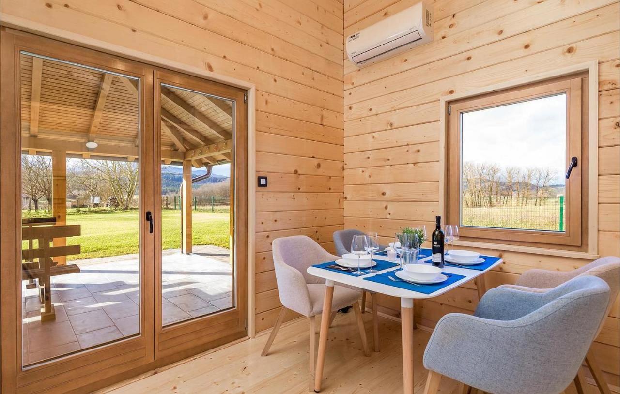 V'S Place - Wooden House With Heated Pool And Outdoor Sauna オトチャッツ エクステリア 写真