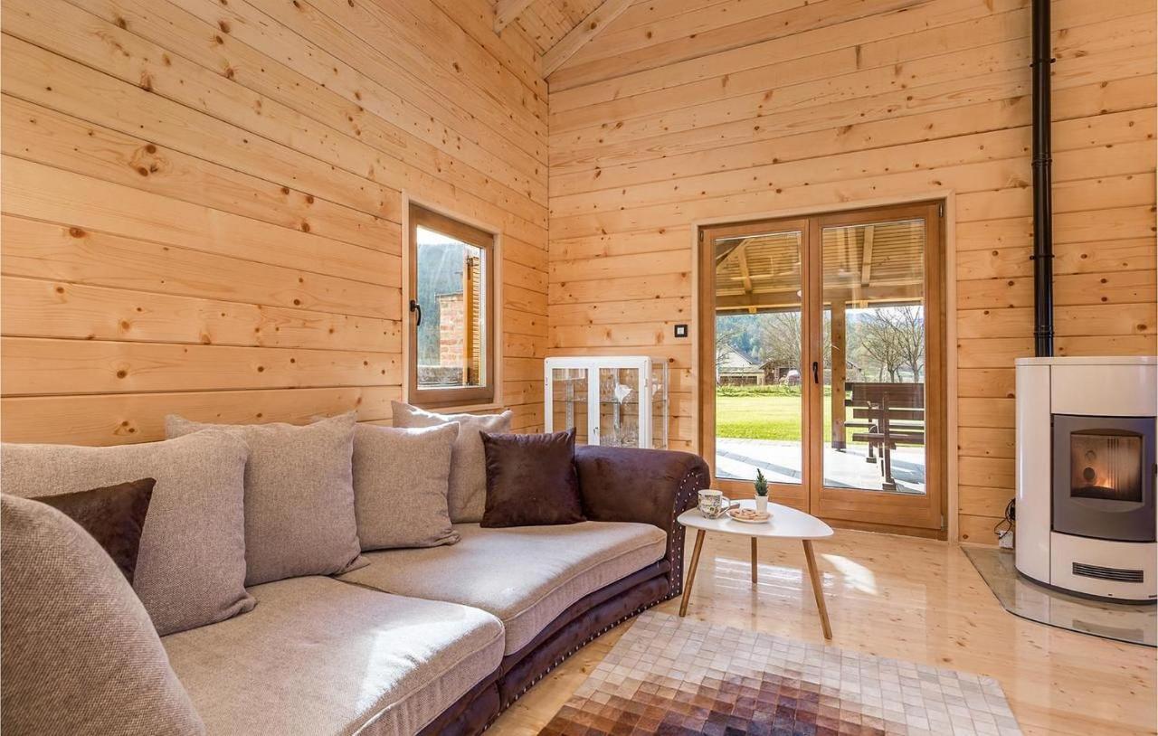 V'S Place - Wooden House With Heated Pool And Outdoor Sauna オトチャッツ エクステリア 写真