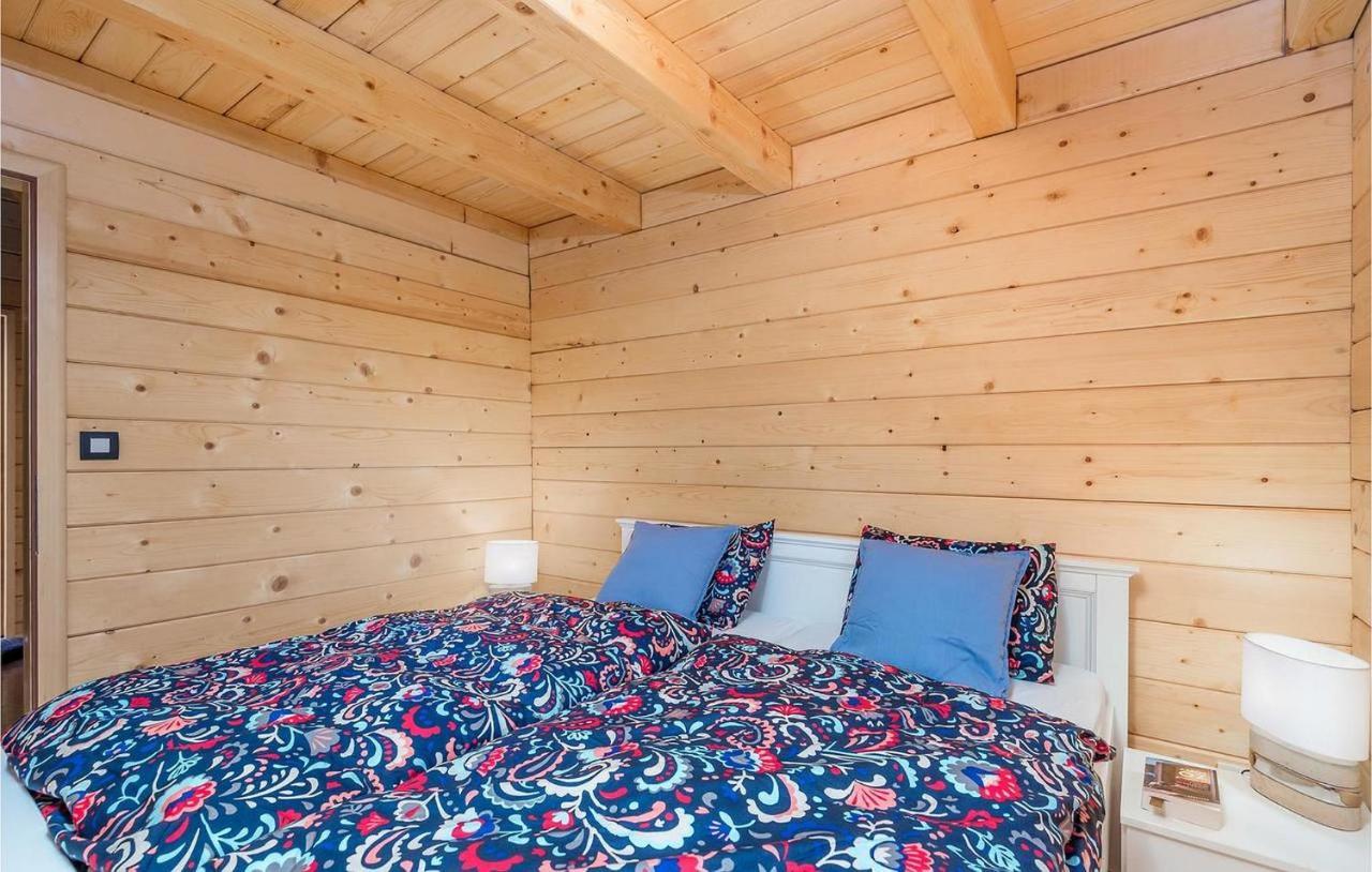 V'S Place - Wooden House With Heated Pool And Outdoor Sauna オトチャッツ エクステリア 写真